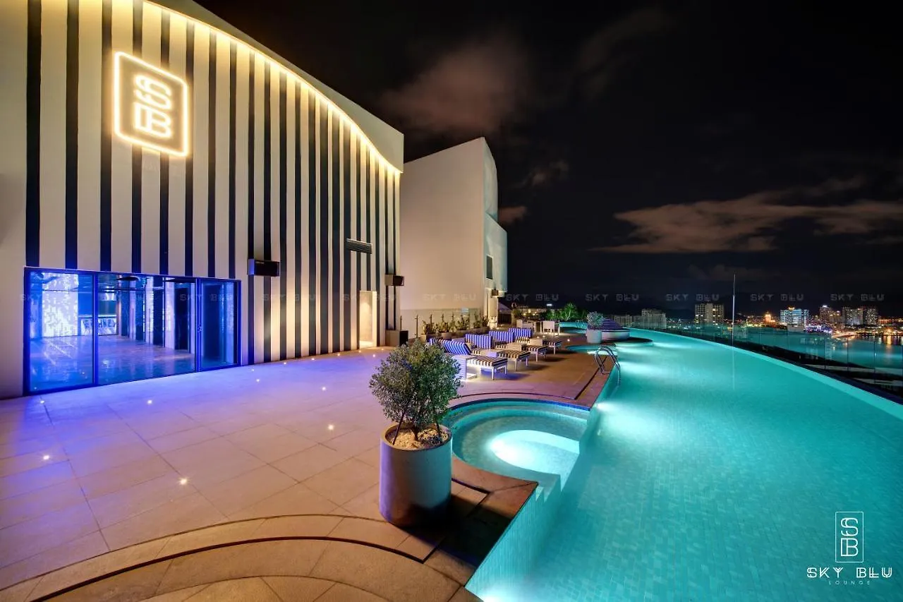 Capital Beachfront ニャチャン