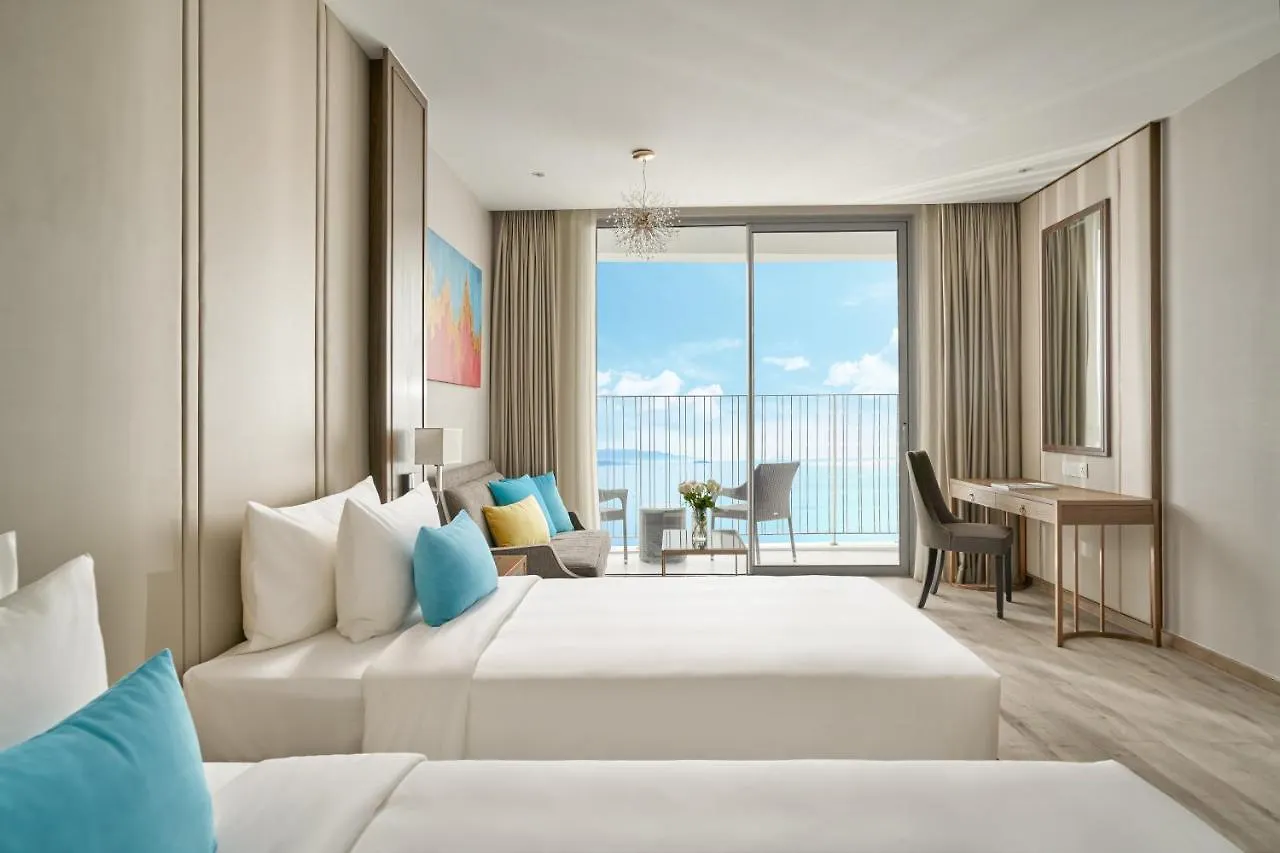 Capital Beachfront ニャチャン
